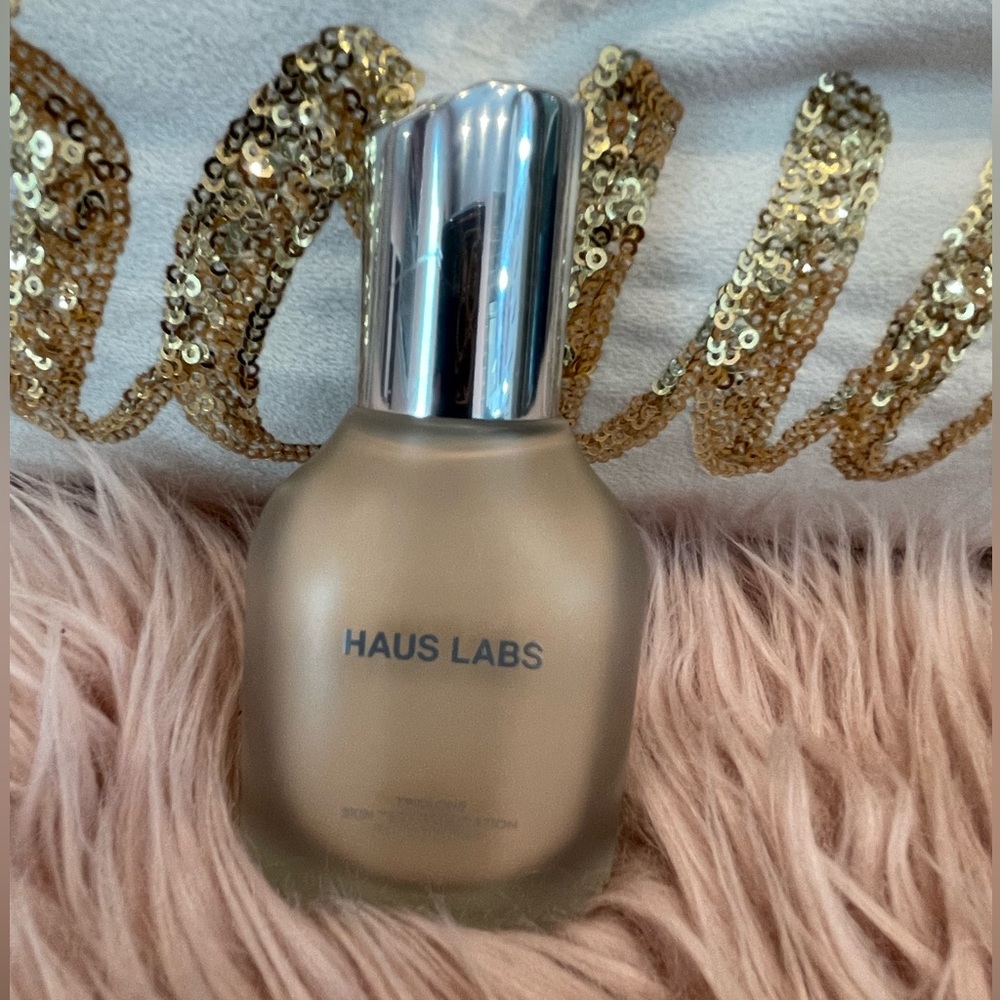 Haus labs foundation (310 medium warm tone)